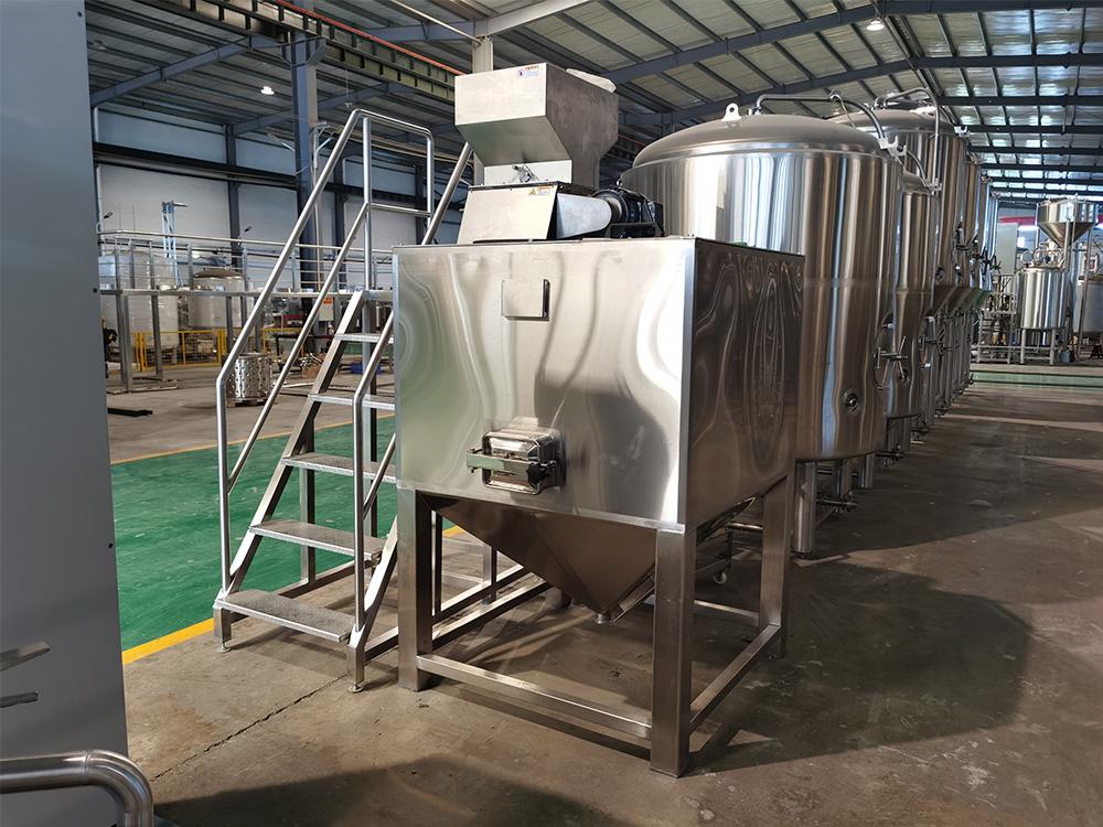 Why a Grist Case is Essential Between the Mill and Mash Tun in Distillery Pre-Mash Prepar